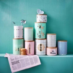 Aufbewahrungsdose Blätter 700 Ml QUEEN IT In Grün -Küche Store butlers aufbewahrungsdose blatter 700 ml queen it in grun 2