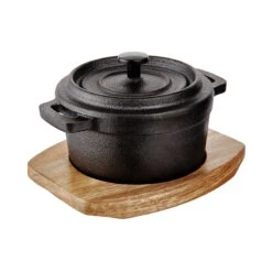 Mini-Serviertopf Mit Holzuntersetzer L 14 X B 11cm HOT IRON In Schwarz -Küche Store butlers mini serviertopf mit holzuntersetzer l 14 x b 11cm hot iron in schwarz 3