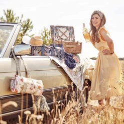 Picknickdecke L 175 X B 154cm BETWEEN FLOWERS In Dunkelblau -Küche Store butlers picknickdecke l 175 x b 154cm between flowers in dunkelblau 8